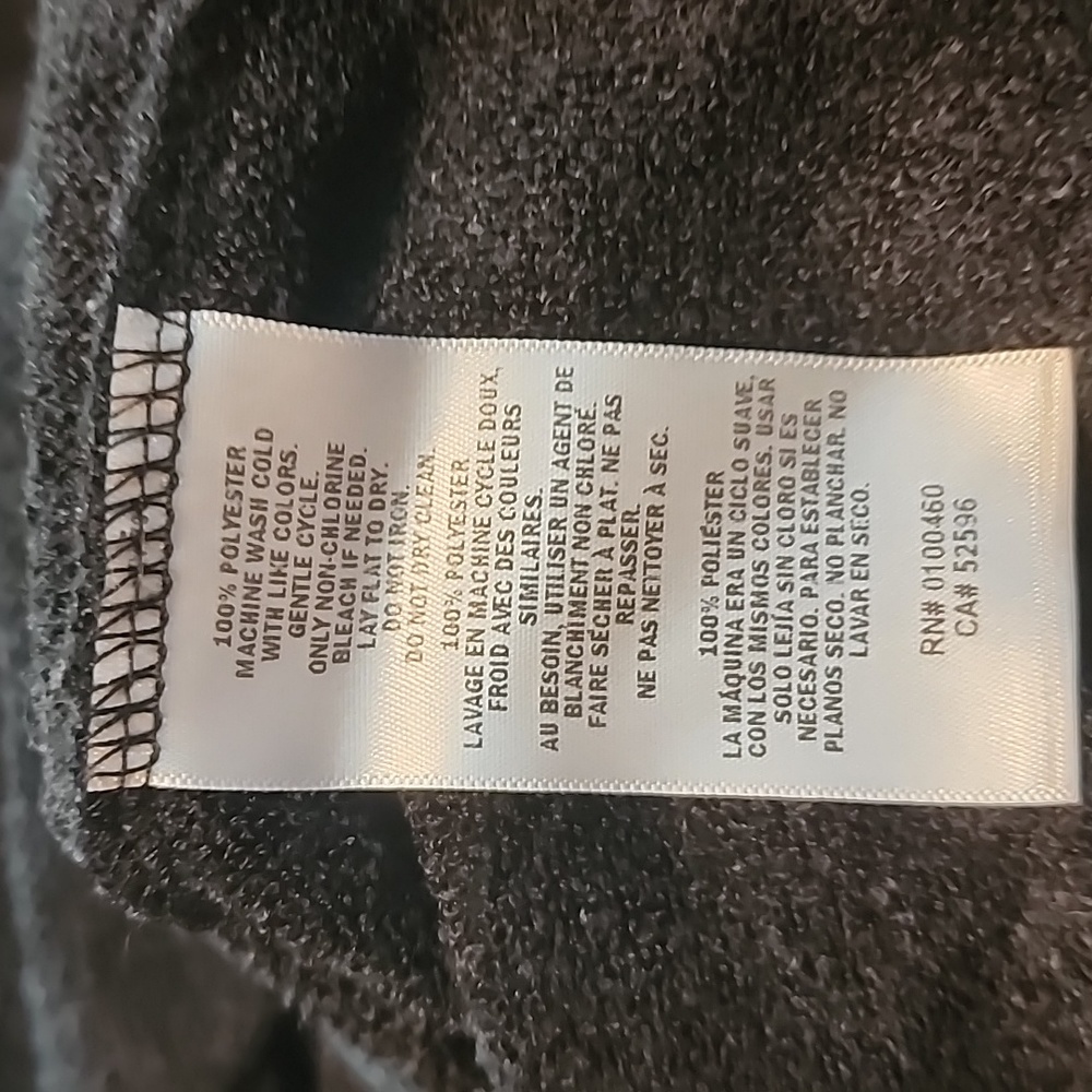 Sweater - Picture 6 of 6